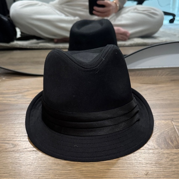 Stylish Black Fedora Hat from bebe - Picture 2 of 5